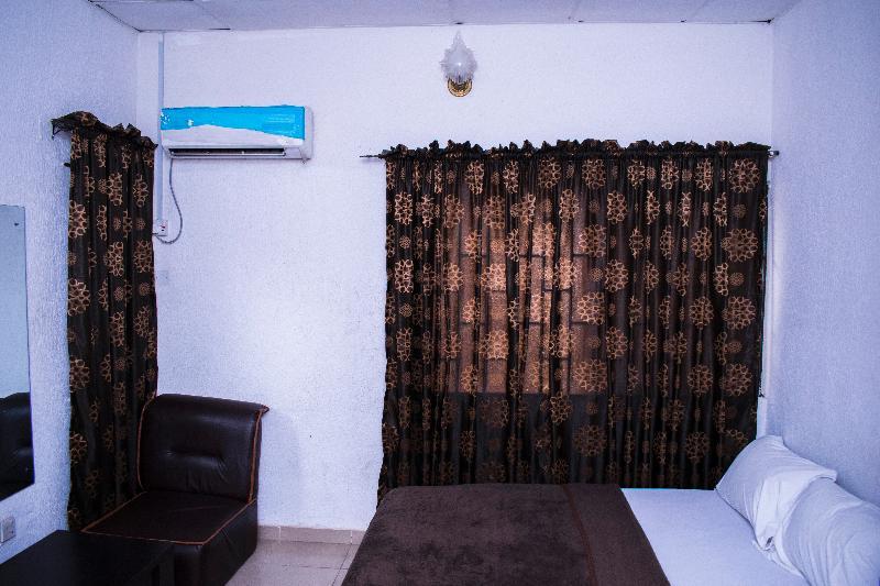Day By Day Hotel Λάγος Εξωτερικό φωτογραφία